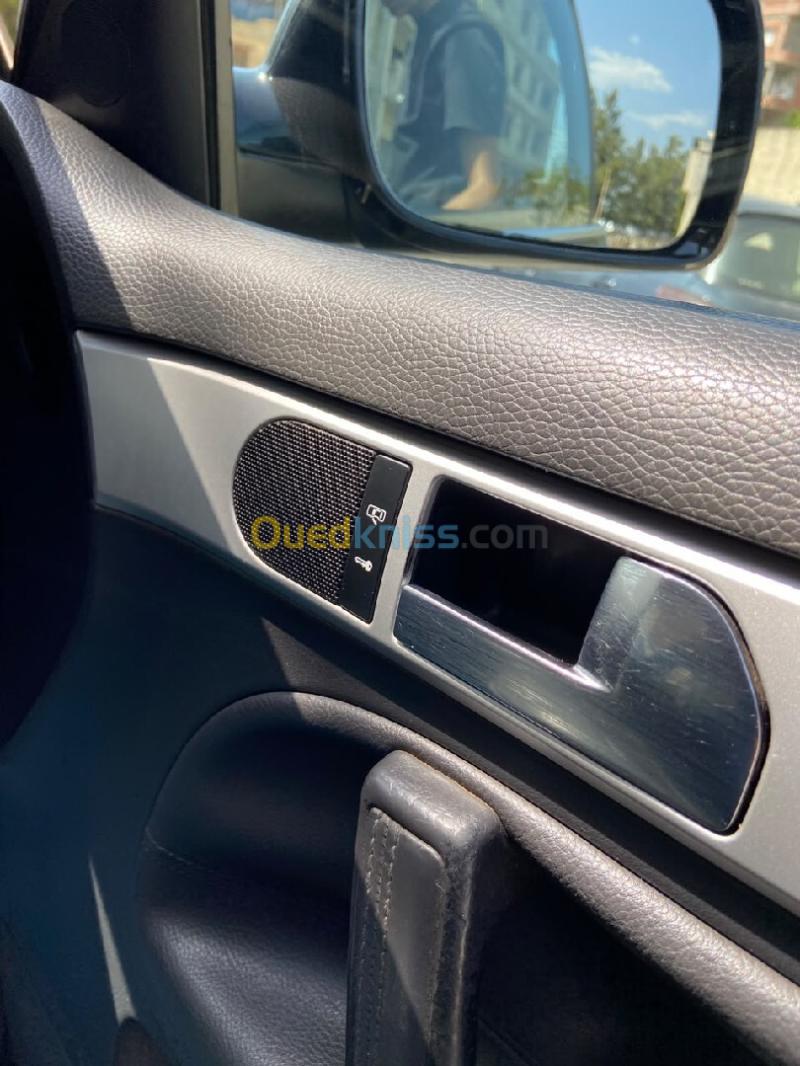 Volkswagen Touareg 2004 Touareg 8