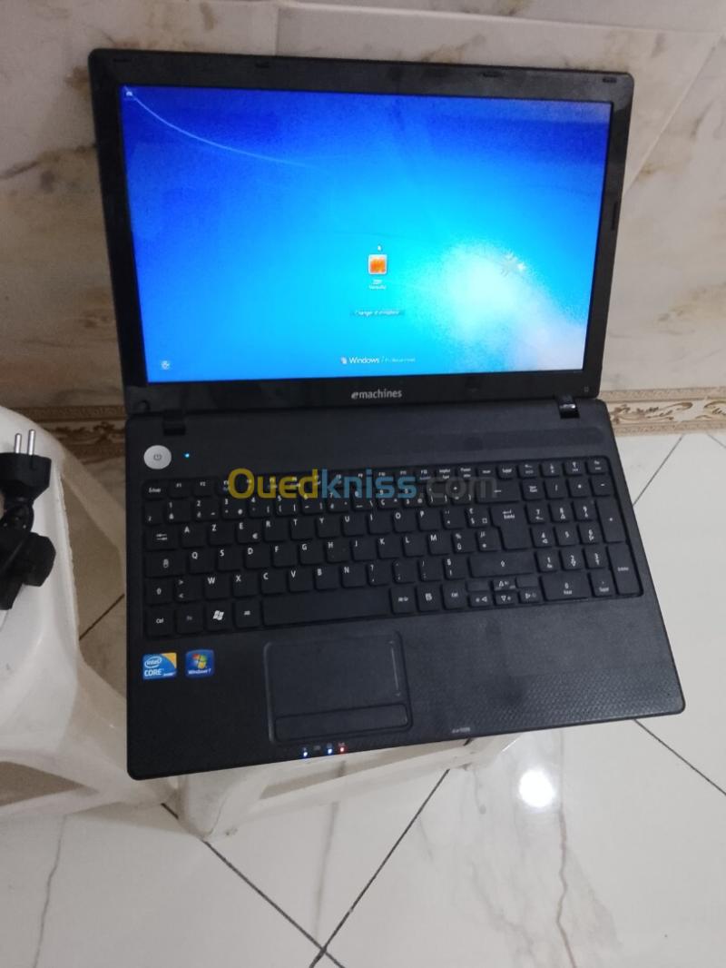 eMachines Laptop à saisir ! Très bon état i3 1ère génération 03 Go RAM +320 Go HDD 4
