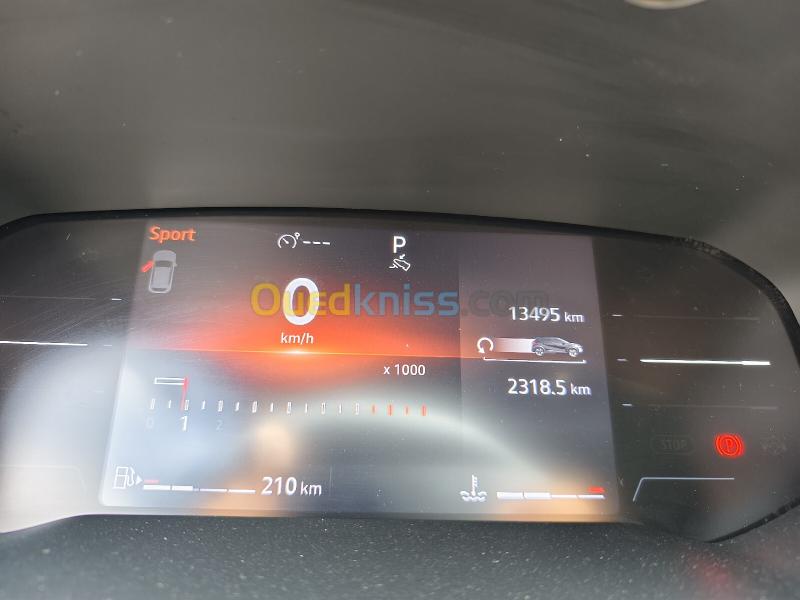 Renault Captur 2025 Techno  11
