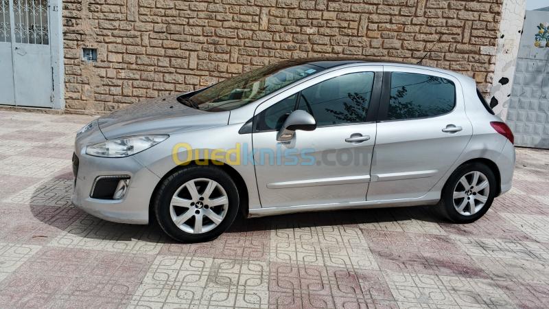 Peugeot 308 2014 Allure 3