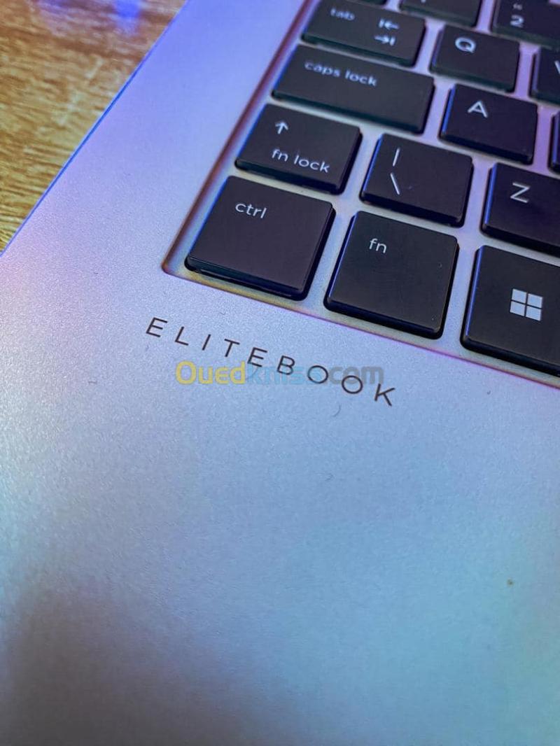 HP ELITEBOOK 840 G10 /intel I5-1335U/ram16DDR5 /disk 256gb/14 pouce fhd /intel iris xe 5