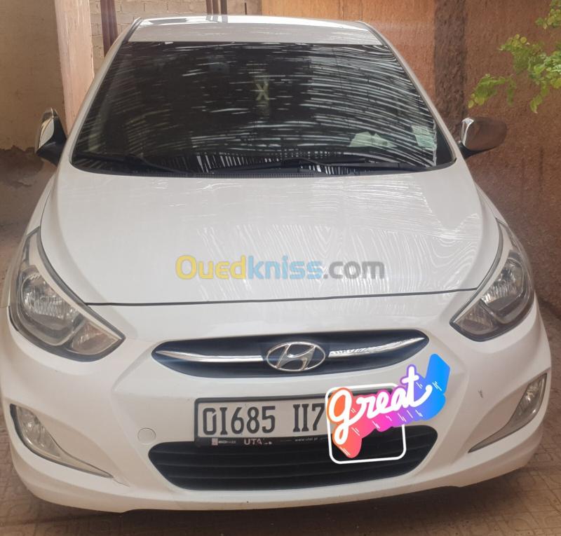 Hyundai Accent RB  5 portes 2017 Préstige 14