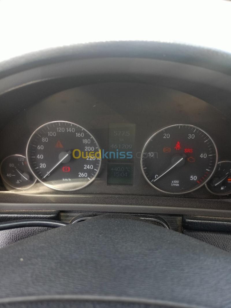 Mercedes Classe C 2004 220 Exclusive 9