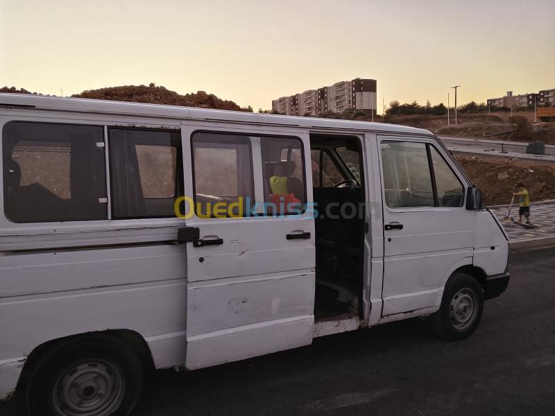 Renault Trafic 1992 Hh 6