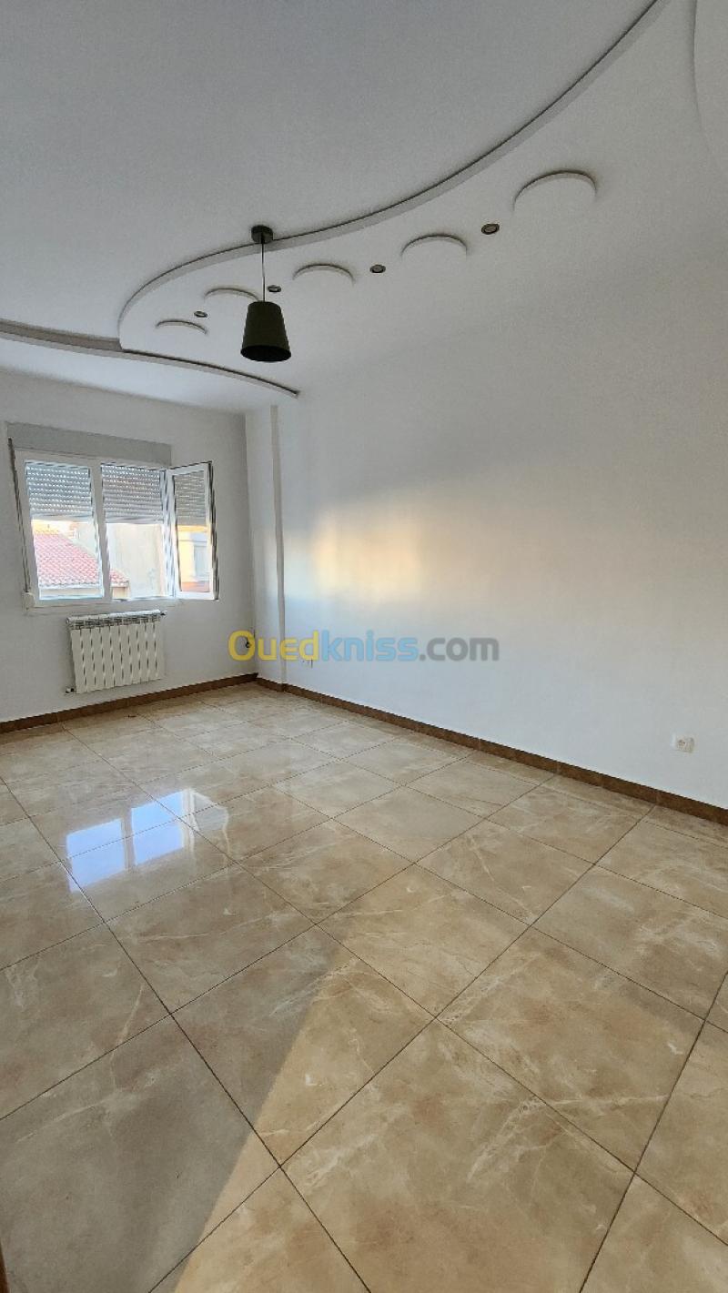 Location Appartement F3 Alger Cheraga 3
