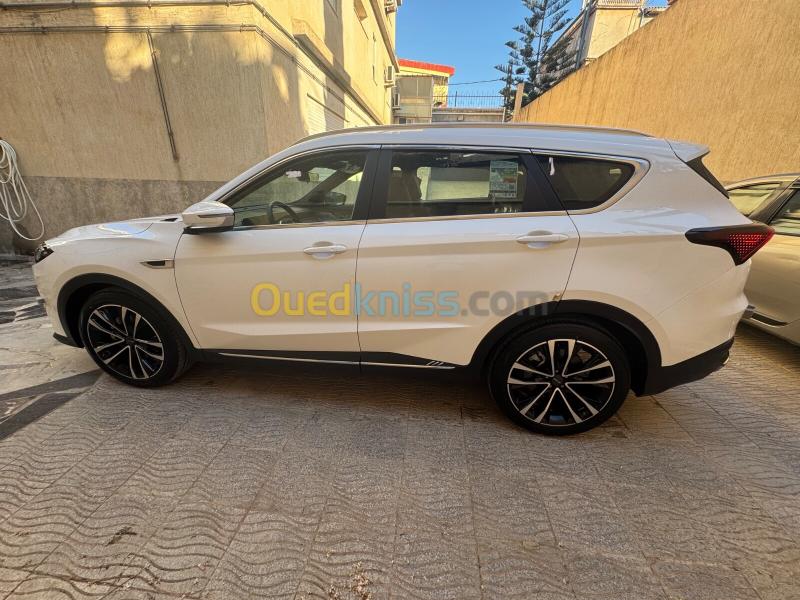 Jetour  X70 PLUS 2026 Luxury Edition 7 places  5