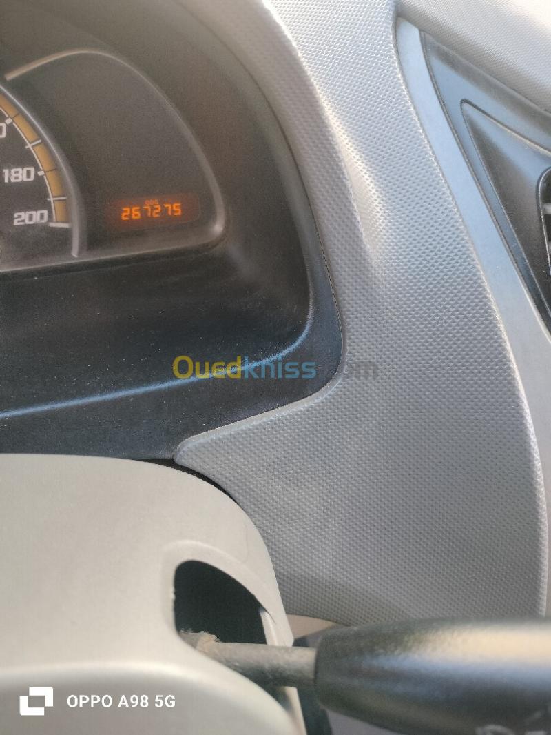 Chevrolet Sail 5 portes 2011 