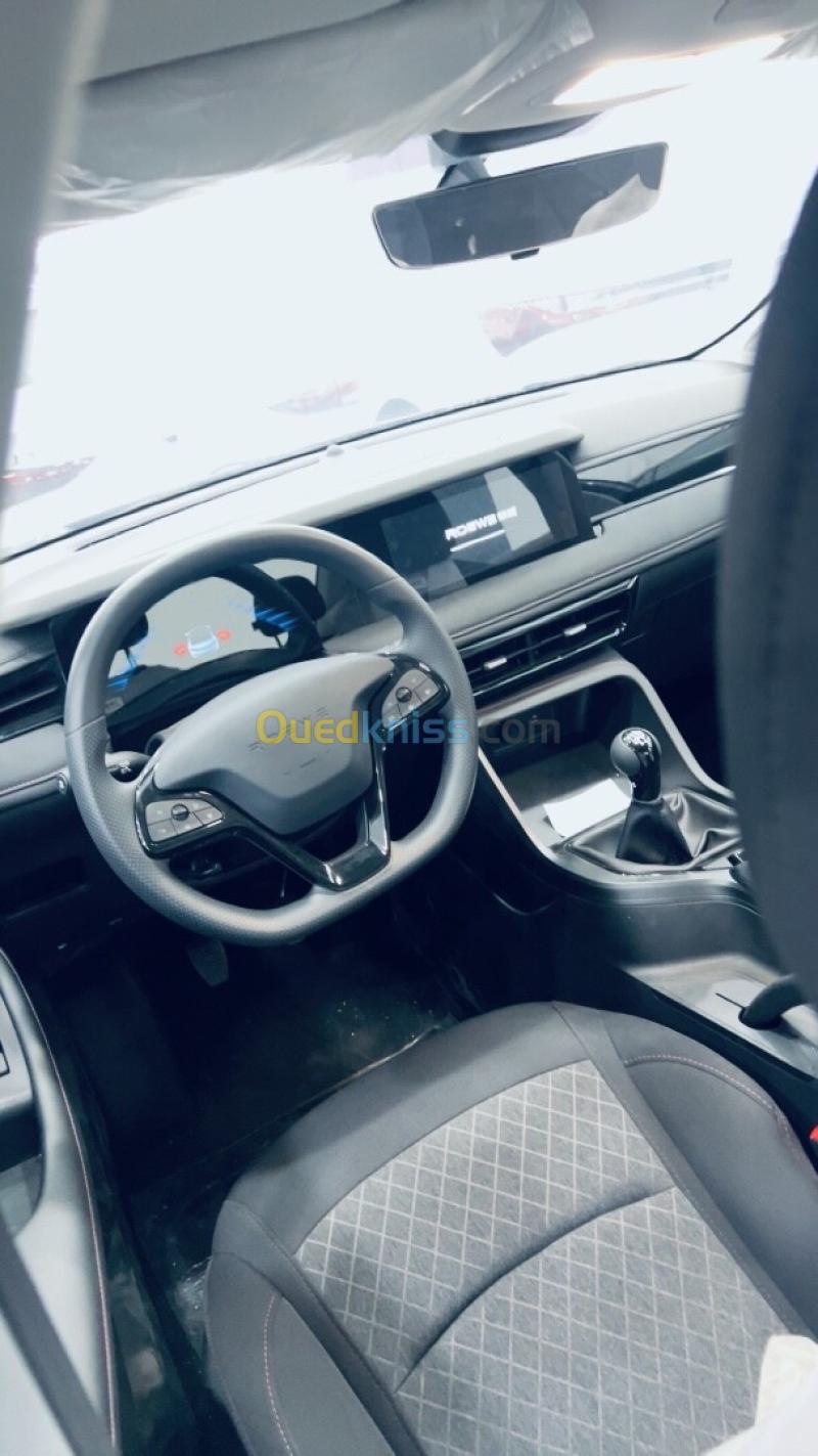 Roewe Roewe 2026 I5 4