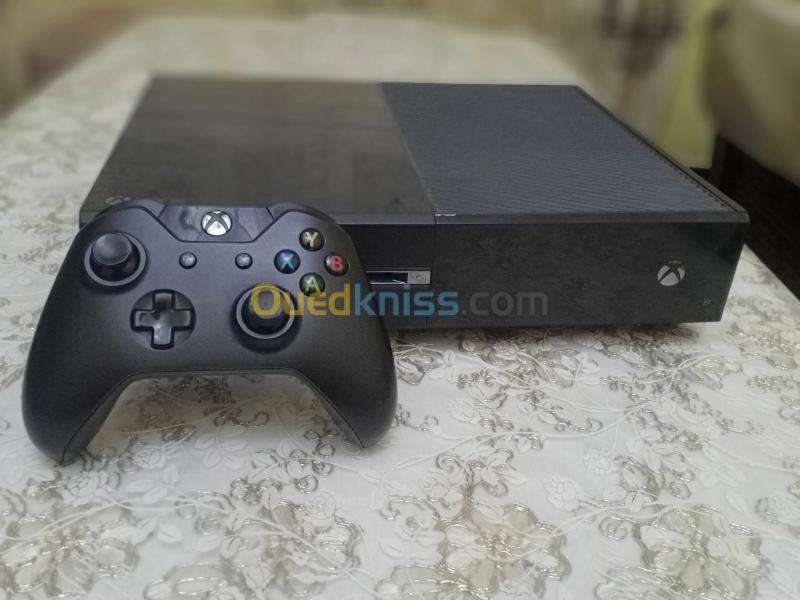  Xbox one 500gb avec manette d'origine w game pass 