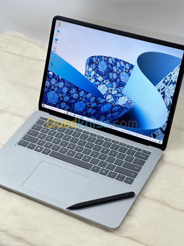  SURFACE LAPTOP STUDIO I7 11370H 16GO DDR4X 512GO SSD NVIDIA RTX3050TI 4GO 3K TACTILE + STYLET
