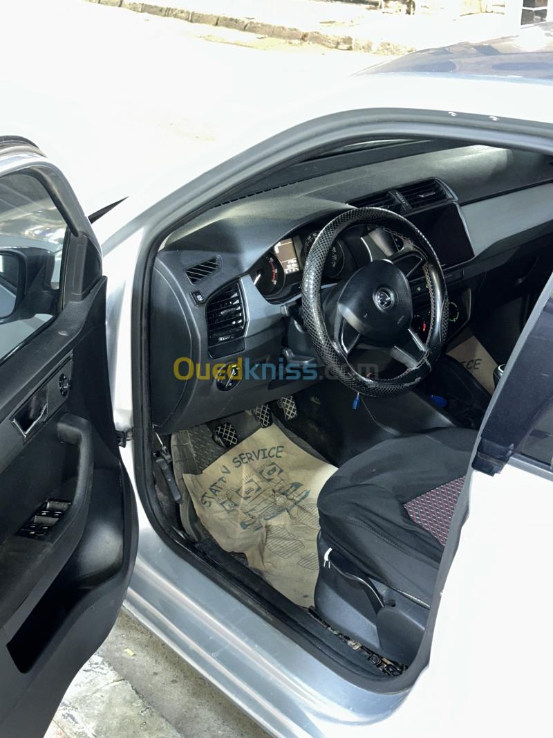 Skoda Fabia 2015  5
