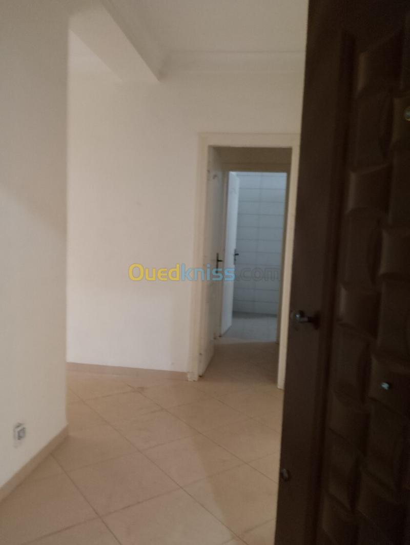 Location Appartement F4 Tizi Ouzou Azazga
