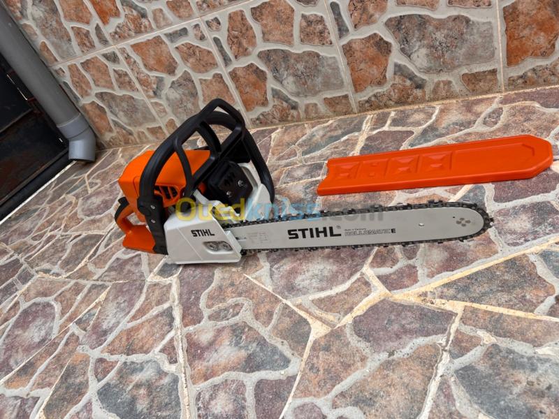  Tronçonneuse thermique-chainsaw-منشار حطب STIHL MS250 40 cm  made in Germanyالتوصيل متوفر 
