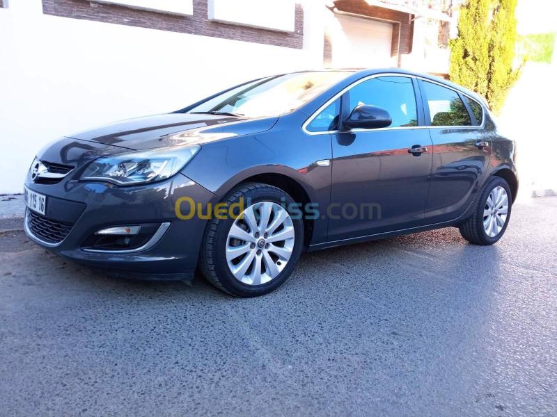  Opel Astra 2015 COSMO