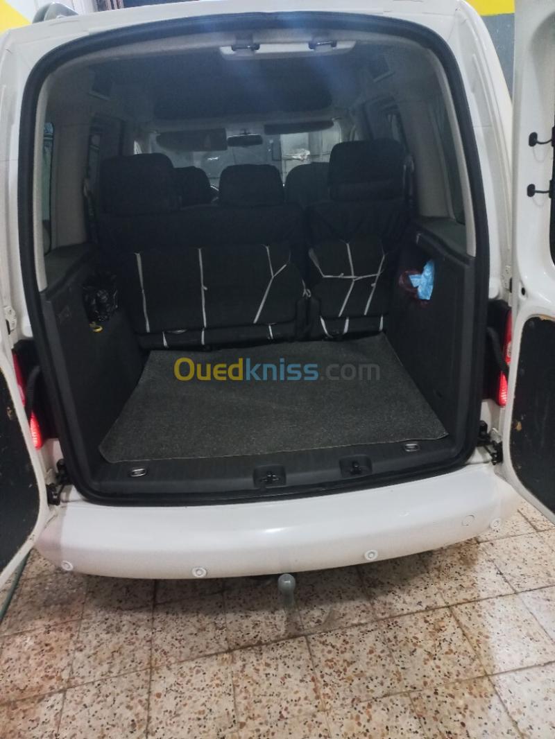 Volkswagen Caddy 2011  9