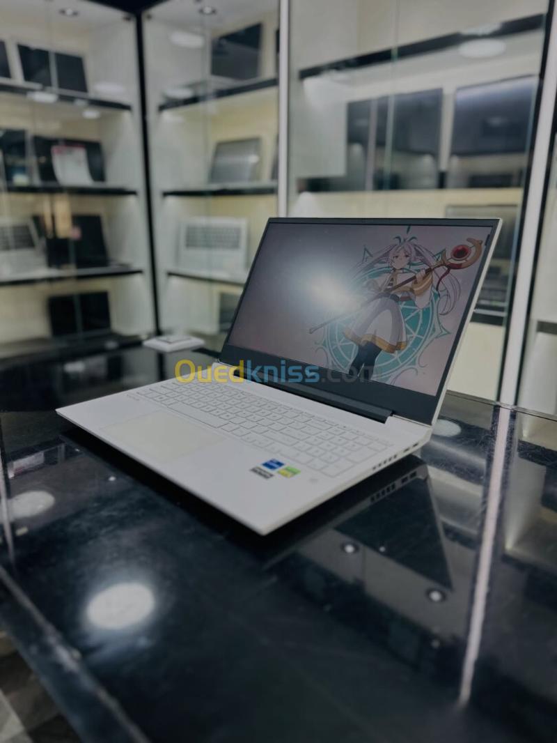 HP VICTUS WHITE EDITION I7-11800H 16GB 512GB SSD NVME RTX 3060 6GB 144Hz 3