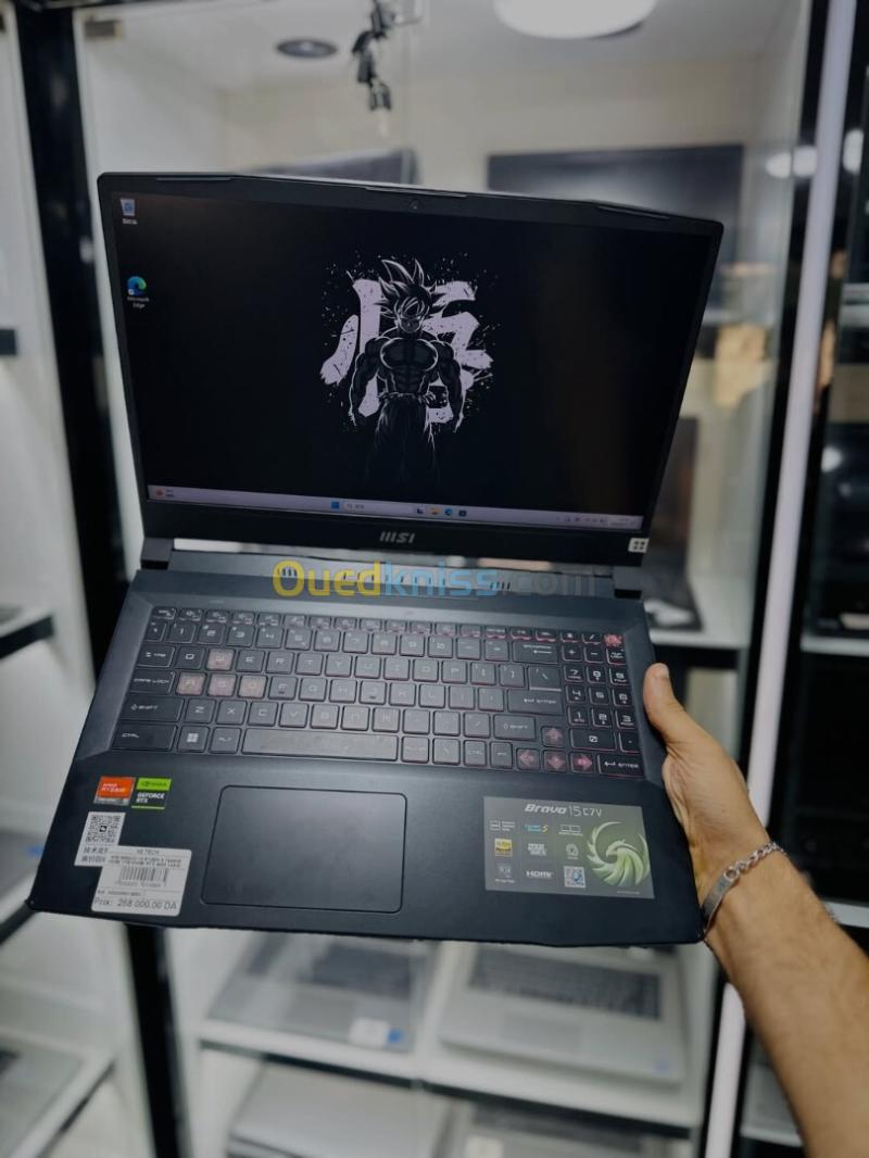 MSi BRAVO 15 Ryzen 9 7940HS 16GB DDR5 1TB SSD NVME RTX 4060 8GB 144Hz