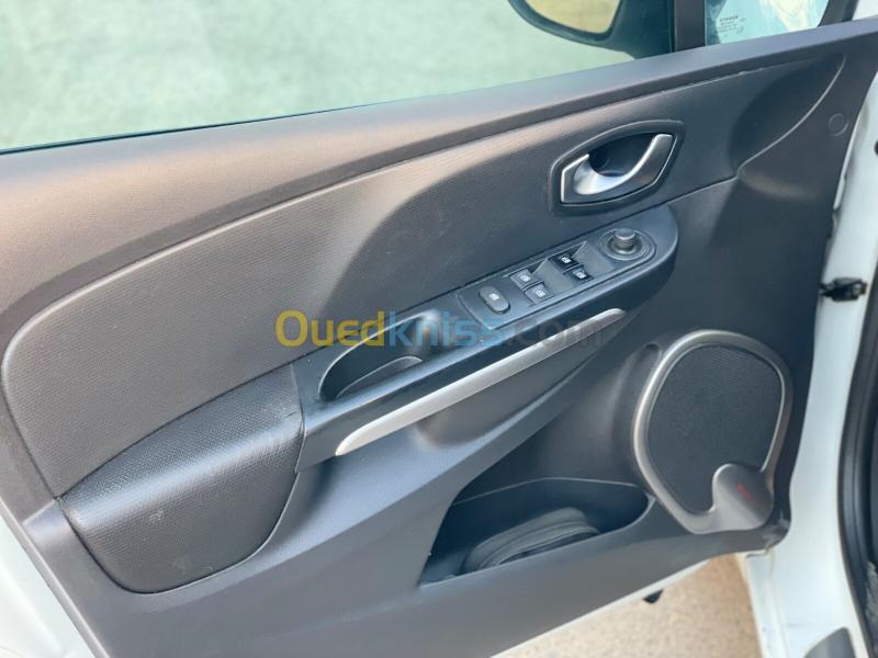 Renault Clio 4 2016 GT Line + 9