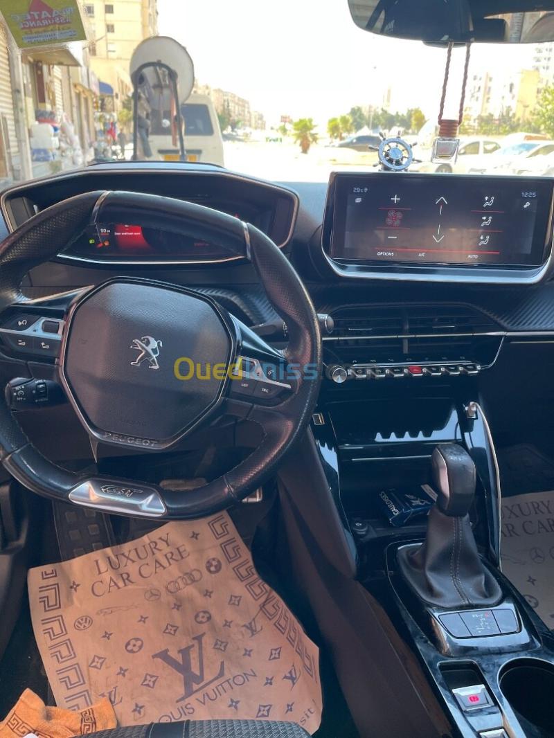 Peugeot 208 gt 2023  6
