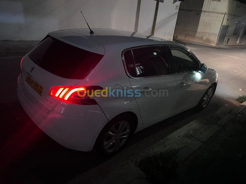Peugeot 308 2015 Active 5
