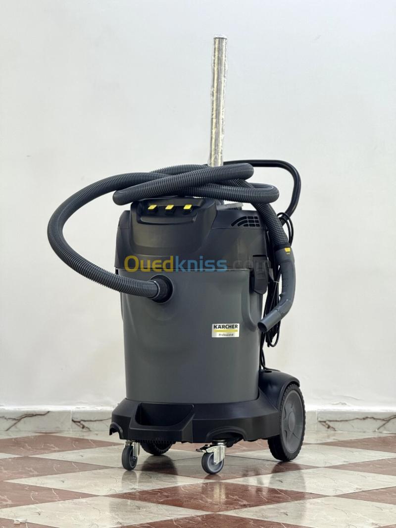 Aspirateur eau et poussières NT 70/3 - marque Kärcher