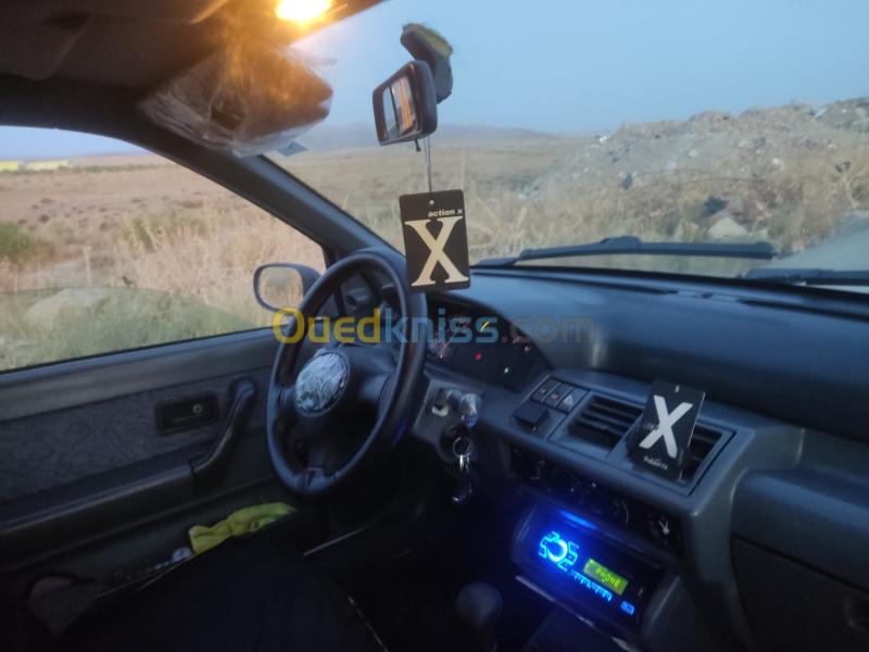 Renault Clio 1 1997 Clio 1 8