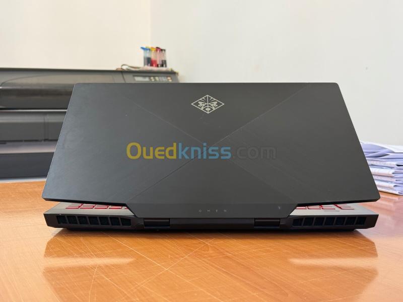 Pc gamer omen 17 3