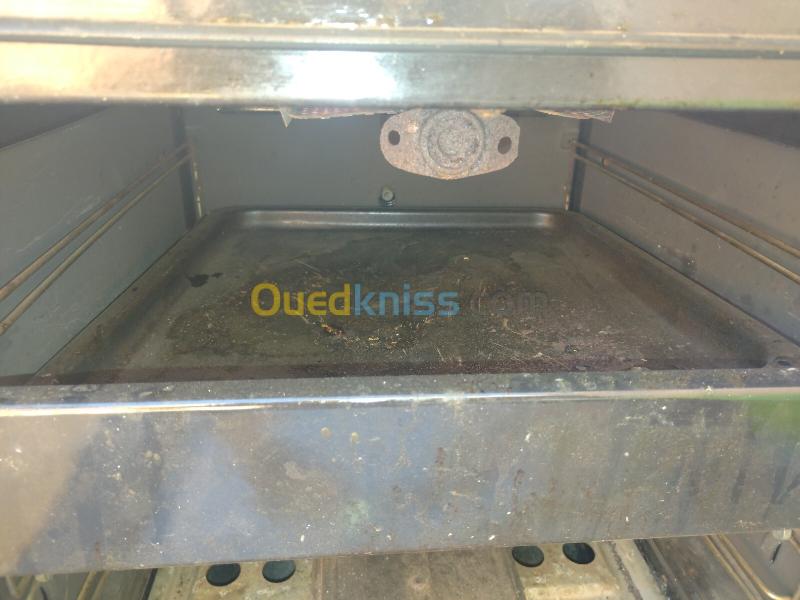 Cuisinière عين كرمس تيات 3