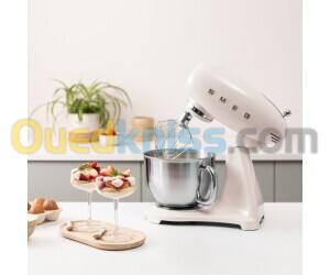 Petrin robot pâtissier smeg smf05creu 1000w-4.8L - mouvement planetaire -10 niveaux de vitesse