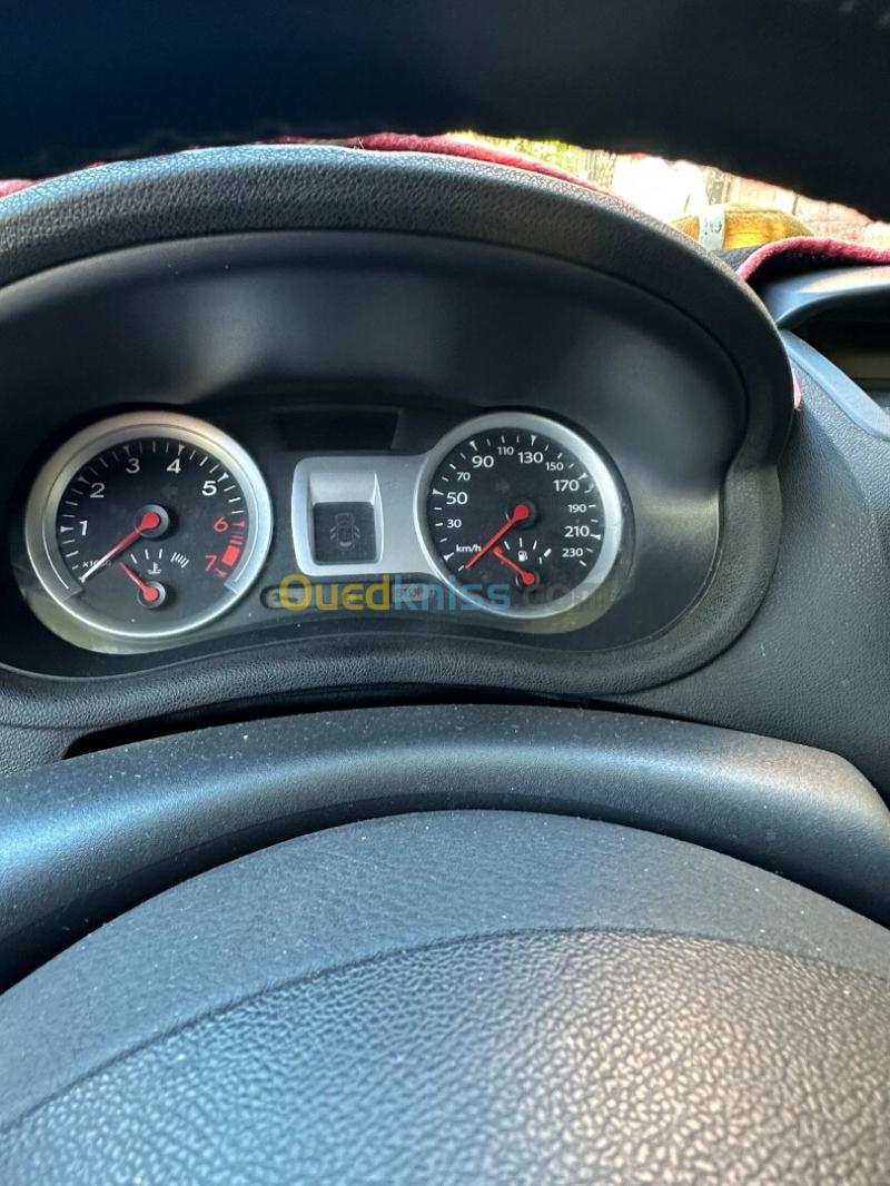 Renault Clio 3 2012 Clio 3 6