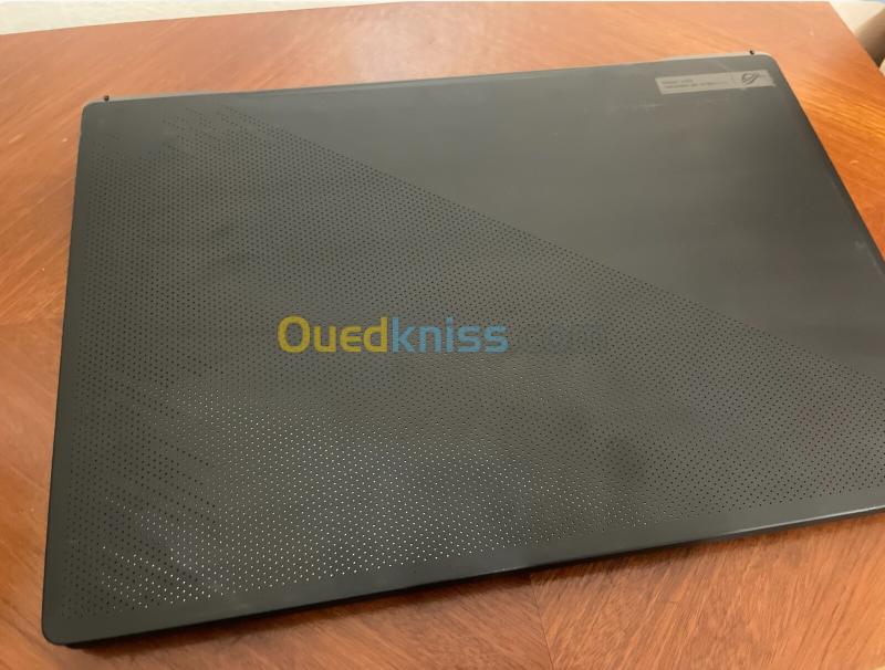 ASUS ROG Zephyrus M16 GU630Z 5