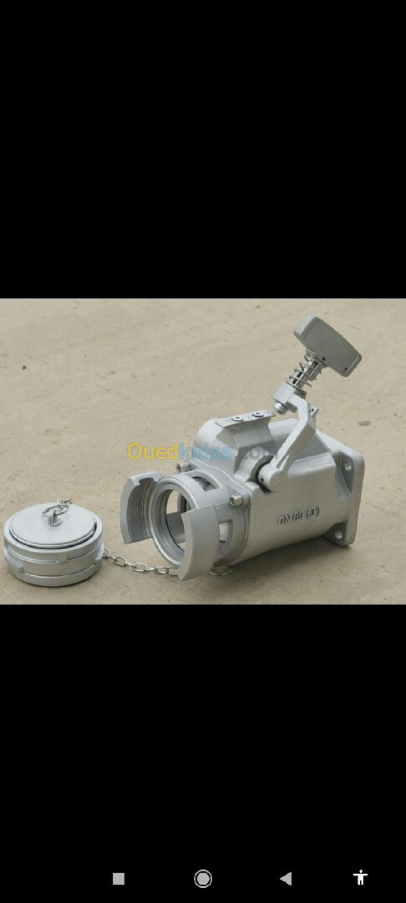 Chien Vanne API DN80 3 pous  2
