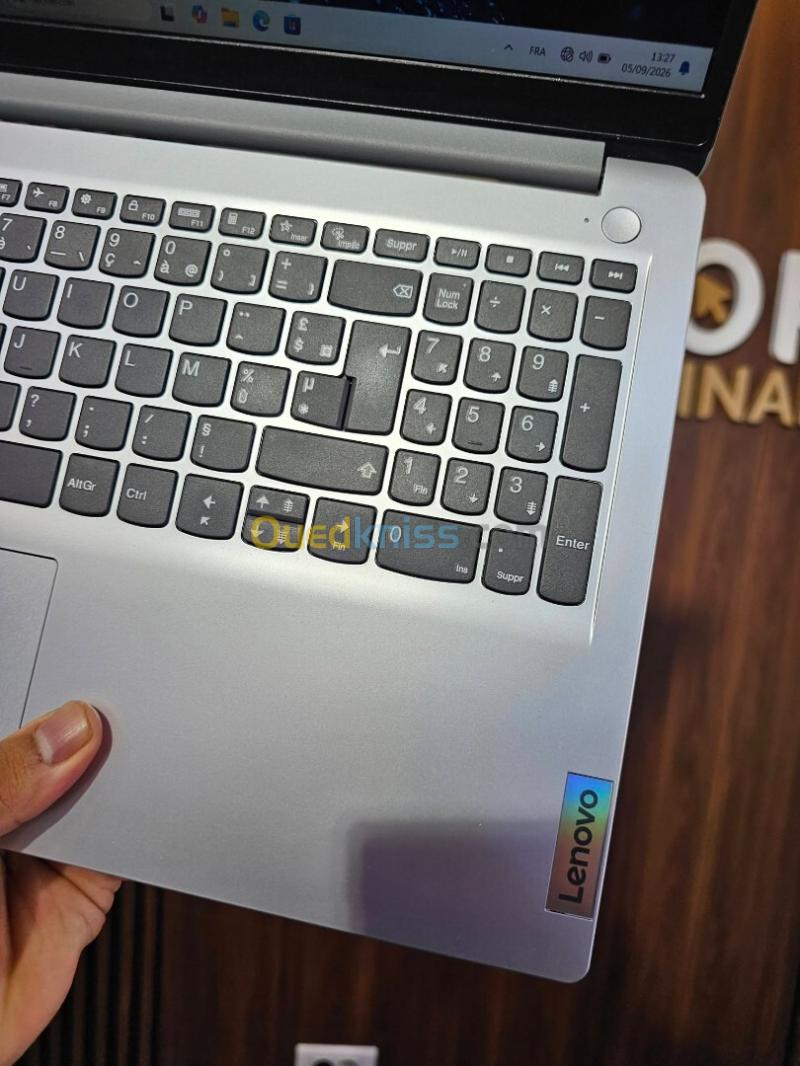 Lenovo ideapad 1i 7 15 i3 12th 08GB 512ssd 15.6P 3