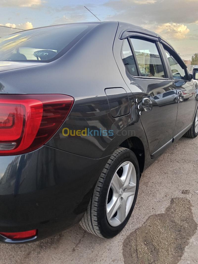 Renault Symbol 2017 restylée 12