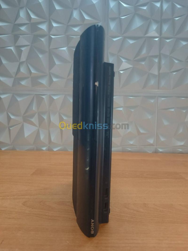 PS3 SUPERSLIM 500GB 3