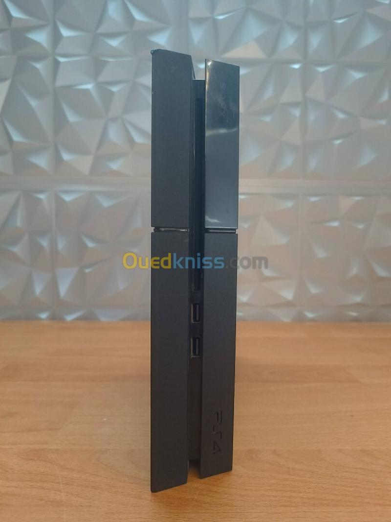 PS4 Online v13.52 500Gb + 1 menette copie. 11