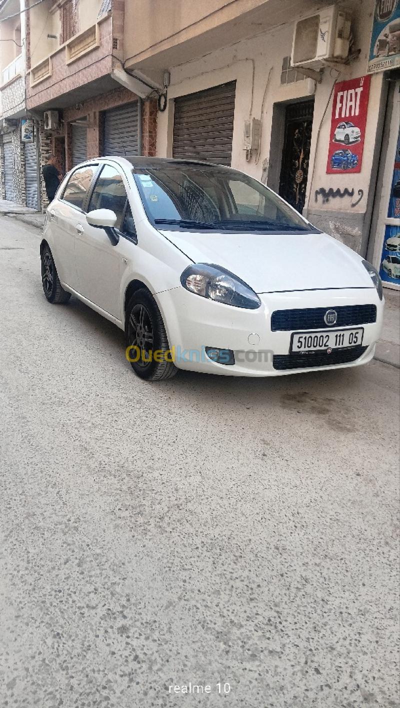 Fiat Grande Punto 2011 Lounge 2