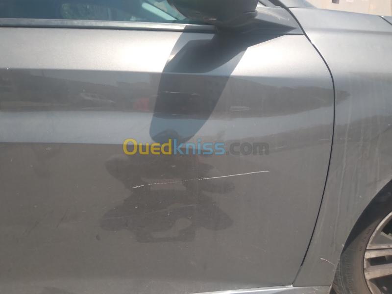 Peugeot 208 2022 Allure 5