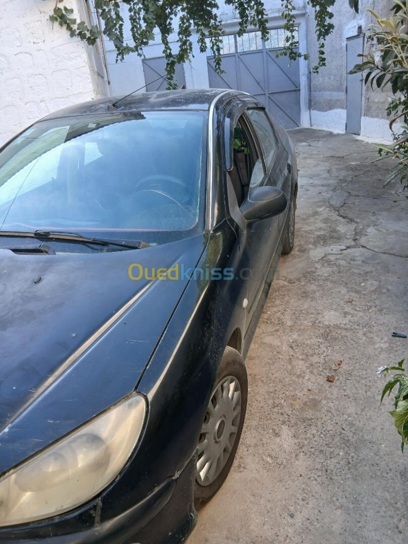 Peugeot 206 Sedan 2008 206 Sedan 5