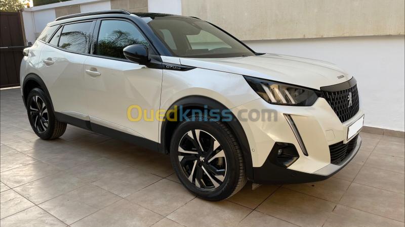 Peugeot 2008 2022 GT 4