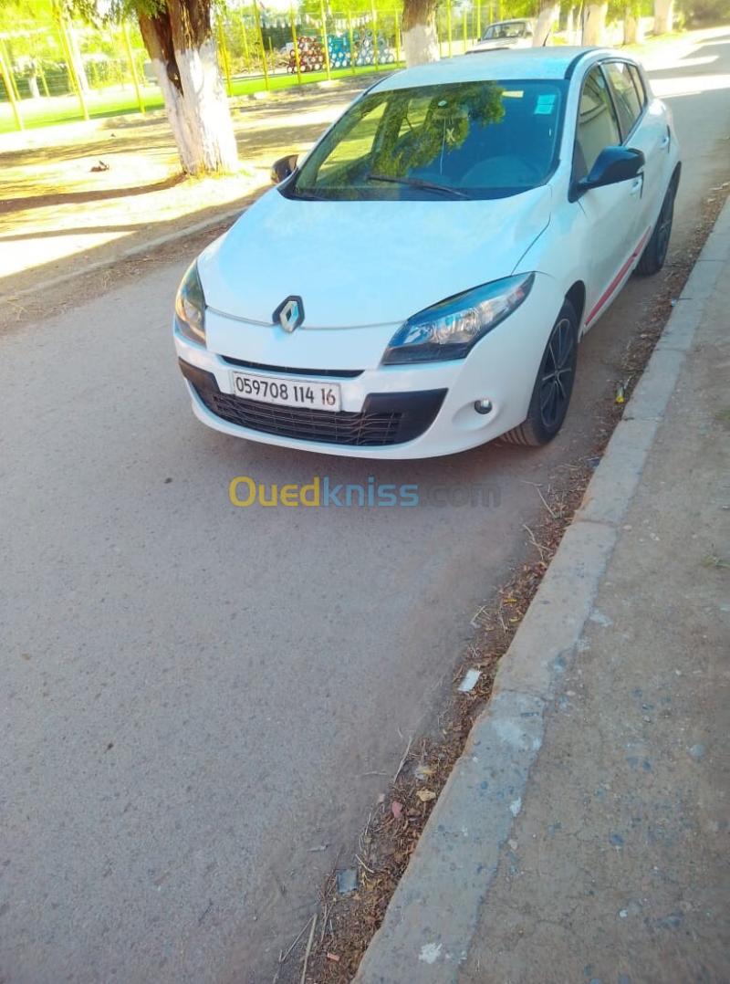 Renault Megane 3 2014 New Play 5