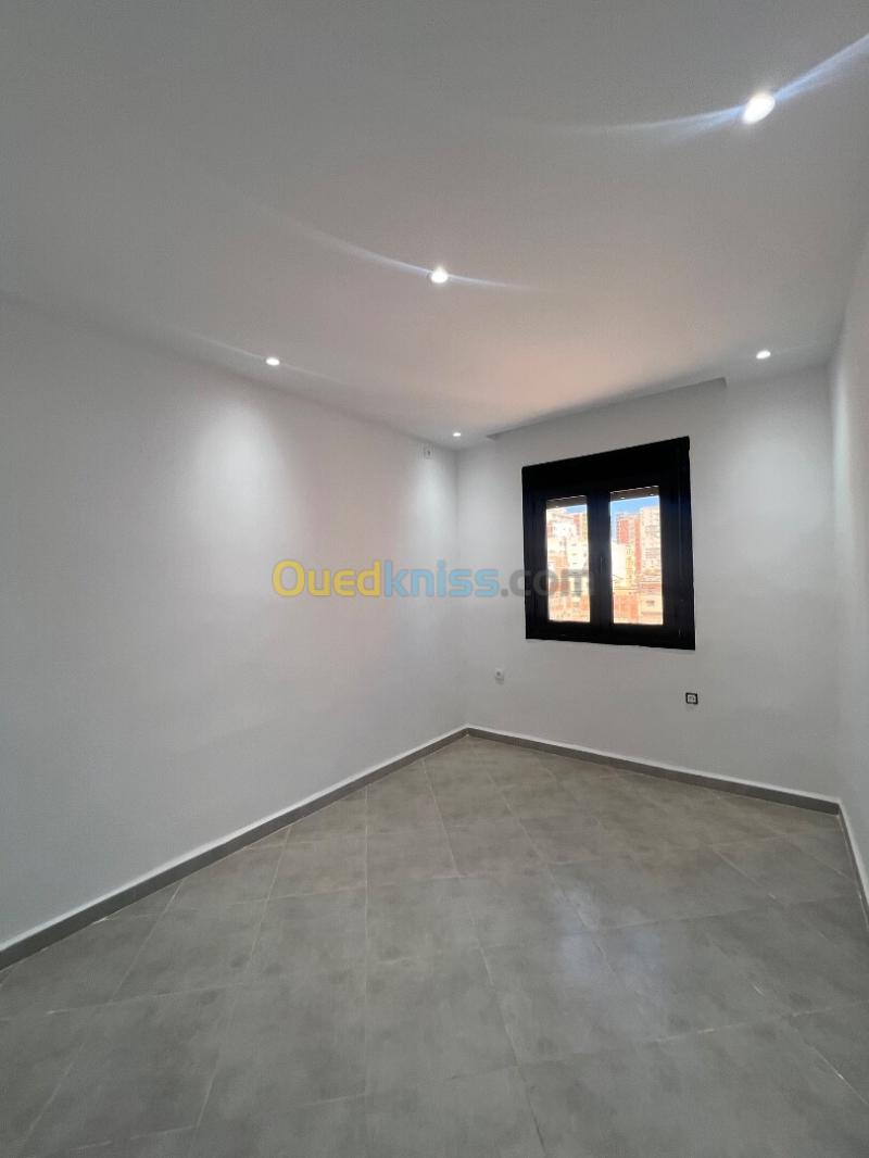 Vente Appartement F4 Oran Bir el djir 11