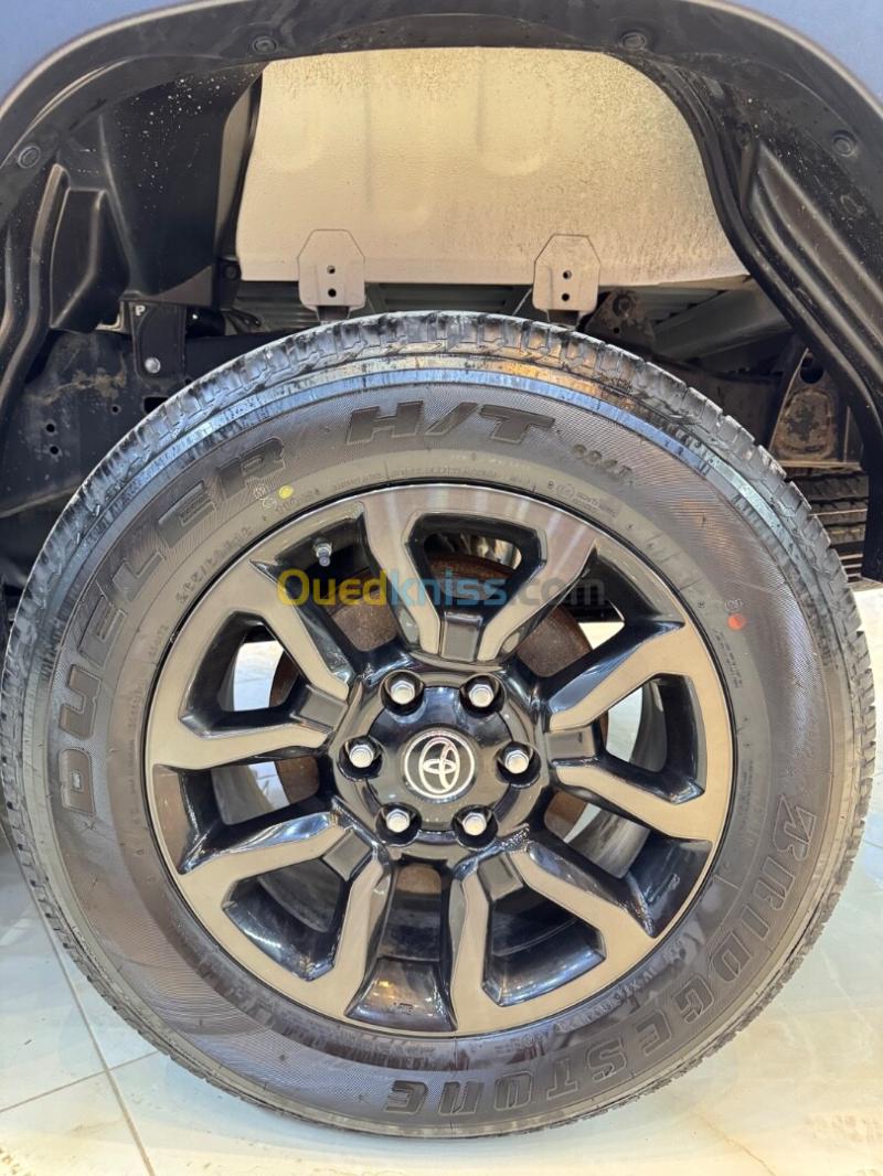 Toyota Hilux 2025 Adventure 12