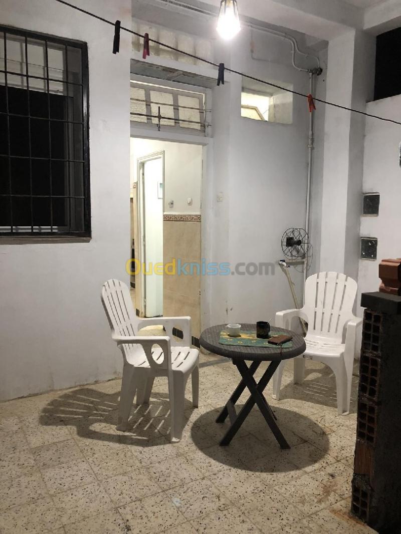Location Appartement Niveau de villa F2 Alger Bouzareah 6