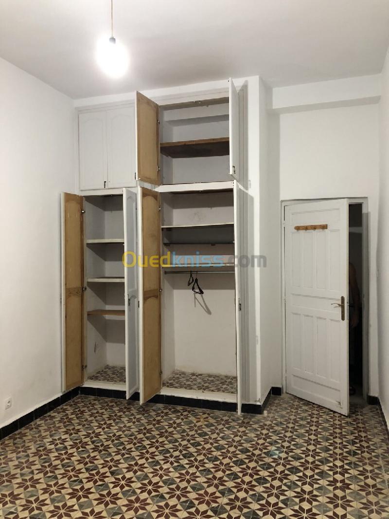 Location Appartement Niveau de villa F2 Alger Bouzareah 2