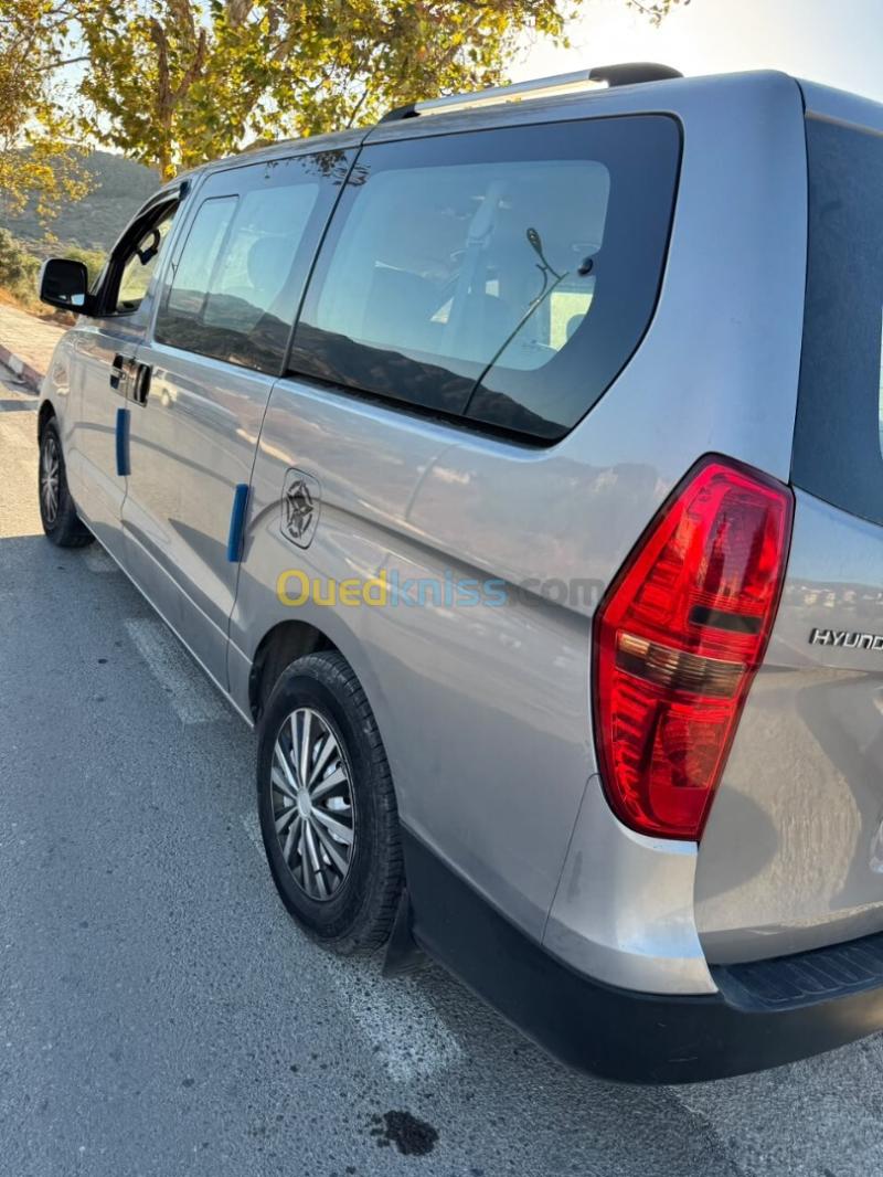 Hyundai H1 2011 Vitré 9 places 2