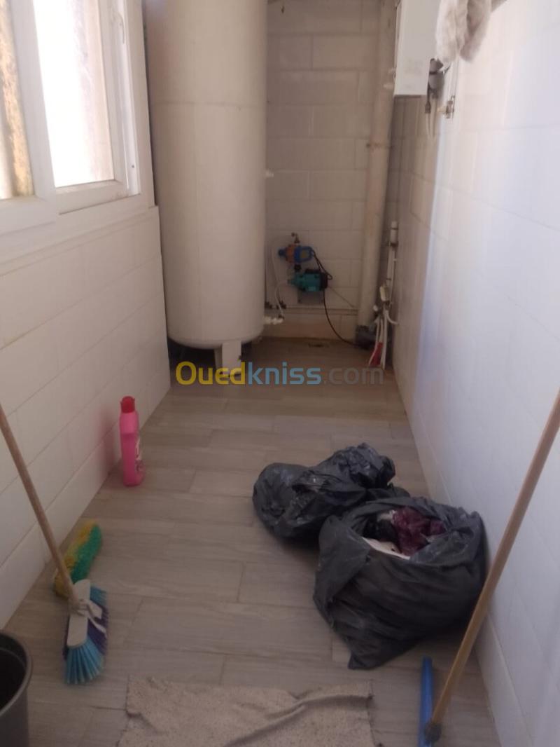 Location Appartement F4 Alger Bouzareah 5