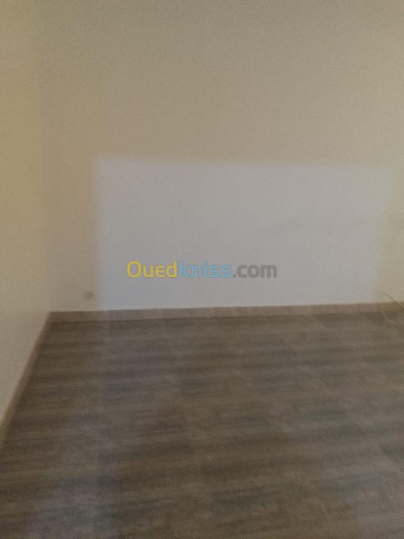 Location Appartement F4 Alger Bouzareah 18