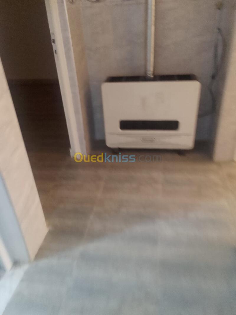 Location Appartement F4 Alger Bouzareah 8