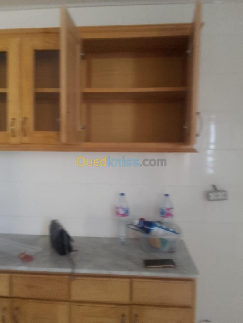 Location Appartement F4 Alger Bouzareah 11